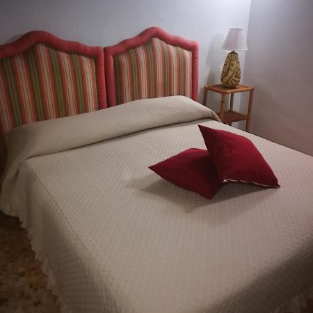 Arturo'S House Apartment Napoli Bagian luar foto