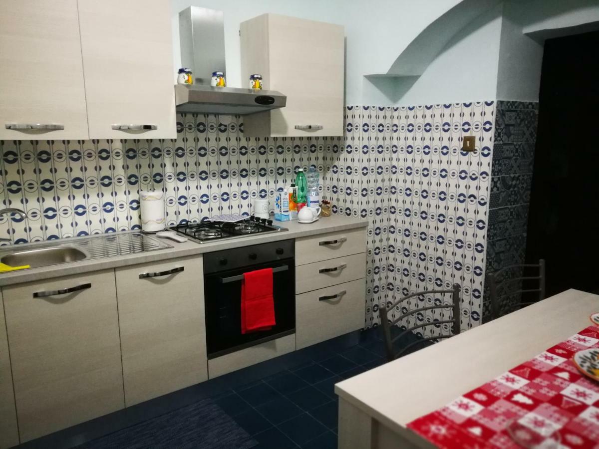 Arturo'S House Apartment Napoli Bagian luar foto
