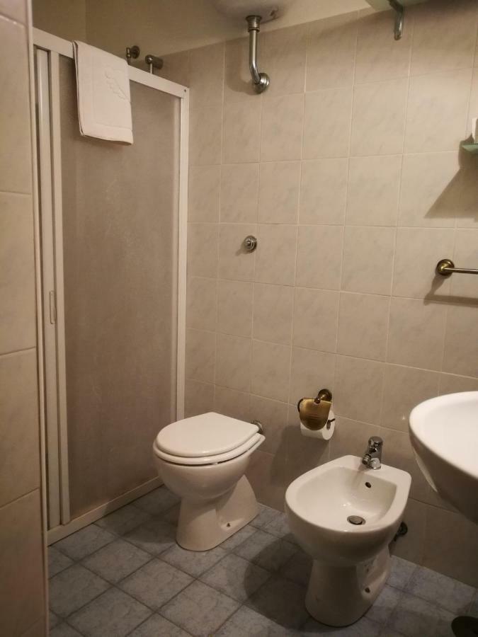 Arturo'S House Apartment Napoli Bagian luar foto